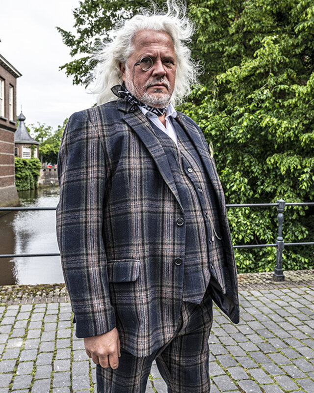 Men's tailored suit | 3-piece suit | midnight blue plaid | Danny Whizz-Bang | Peaky Blinders