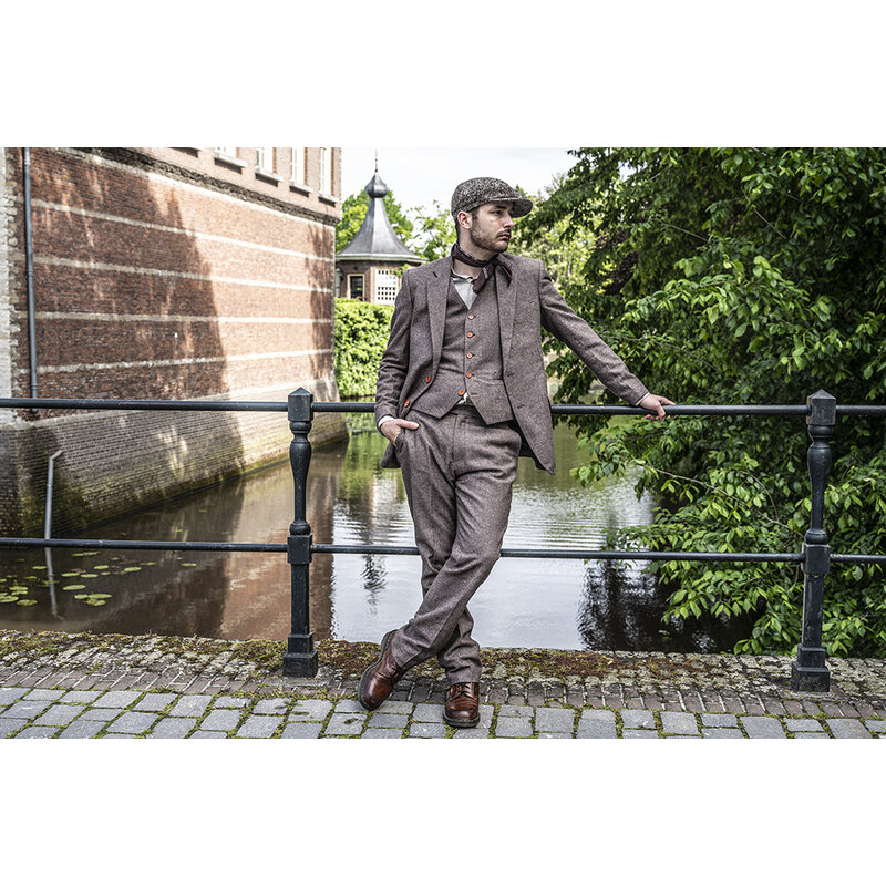 Traje sastre hombre | Traje 3 piezas | Espiga marrón | Jeremiah Jesus | Peaky Blinders