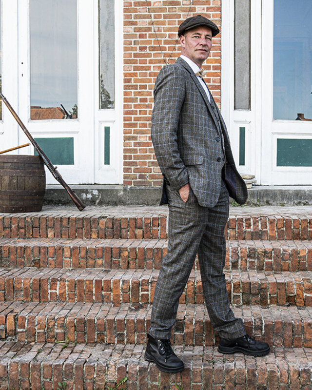 Tailored suit for men | 3-piece suit | Brown-Blue Prince of Wales | Billy Kimber | Peaky Blinders