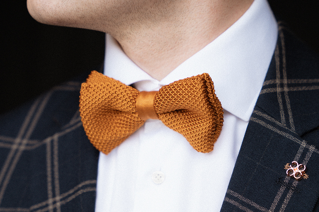 Sir Redman Luxury Bow tie | Cognac | Knitted | Elegant bow tie for men