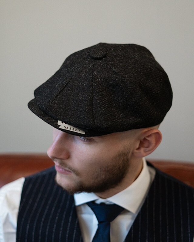 Heather Gorra Archie | Negra | 8 paneles | 100% lana Twill