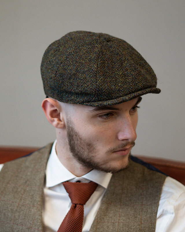 Heather Arran Pet | Harris Tweed | 8-panelen | Bosgroen