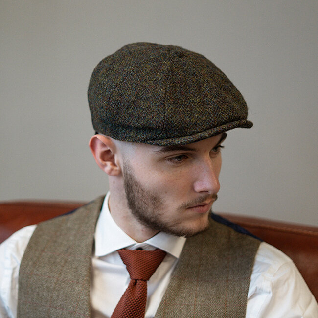 Heather Arran Pet | Harris Tweed | 8-panelen | Bosgroen