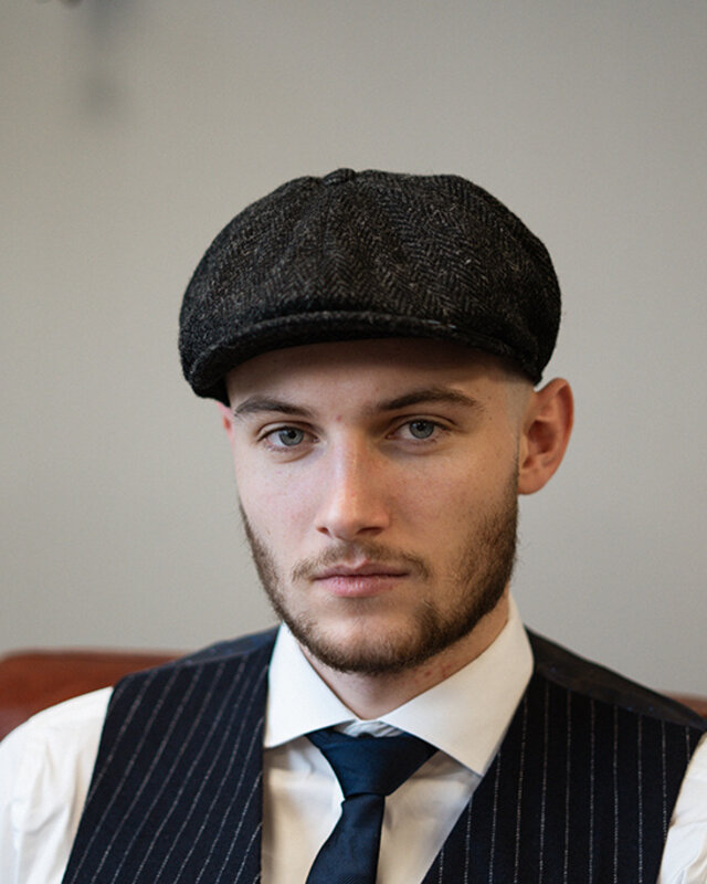 Heather Arran Pet | Harris Tweed | 8-panelen | Zwart