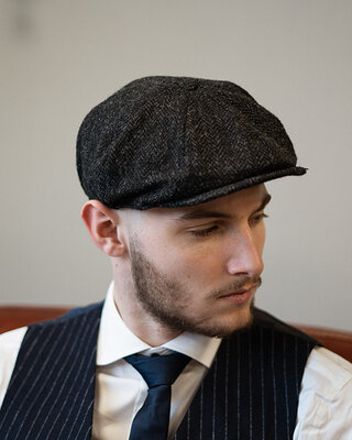 Heather Arran Pet | Harris Tweed | 8-panelen | Zwart