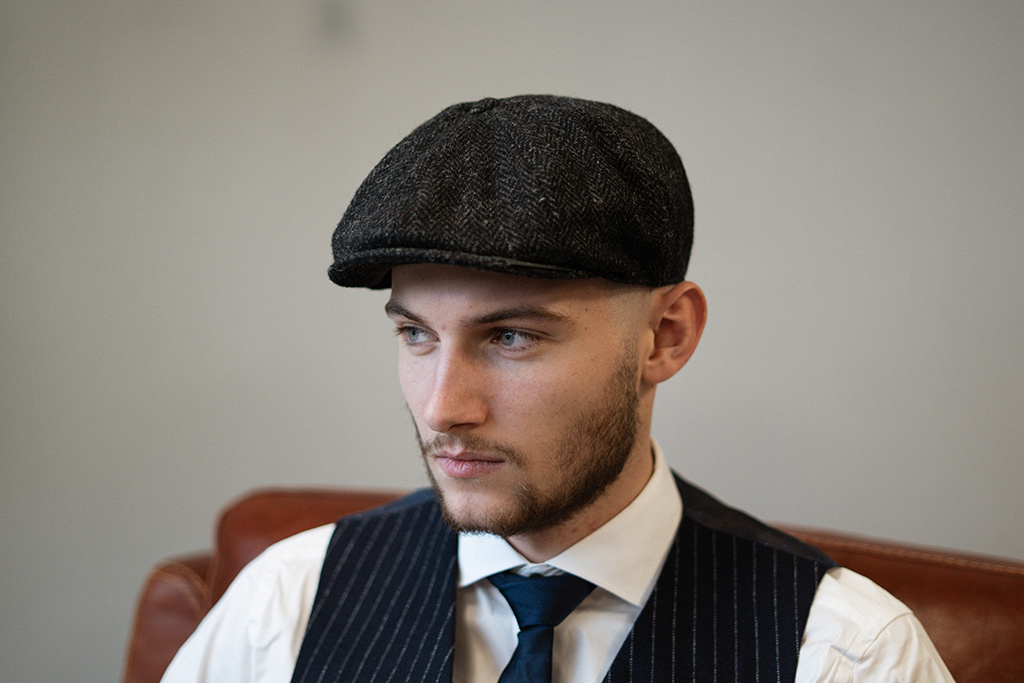 Heather Arran Mütze | Harris Tweed | 8-Panels | Schwarz