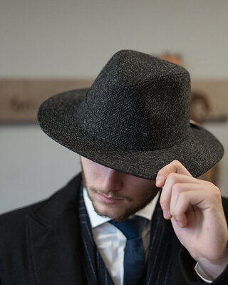 Denholm Harris Tweed Fedora Zwart