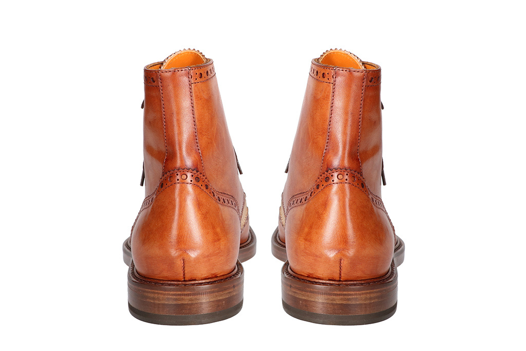 Hand-painted Arthur Shoes cognac beige