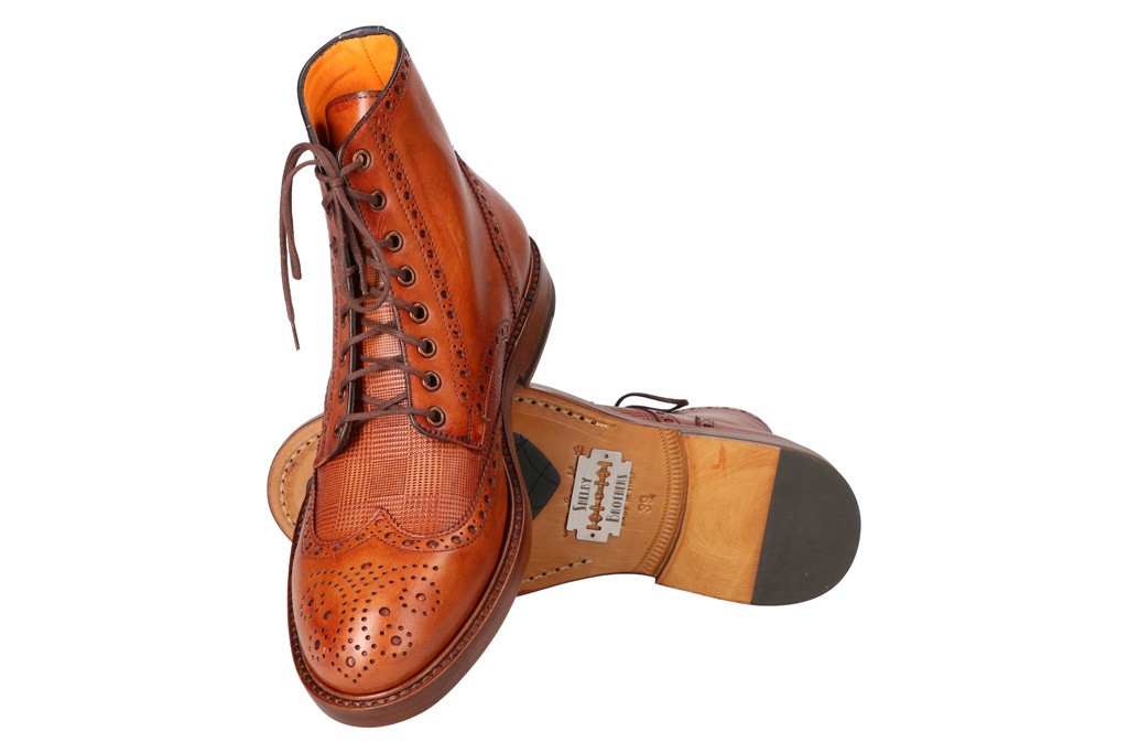 Hand-painted Finn Shoes Brown