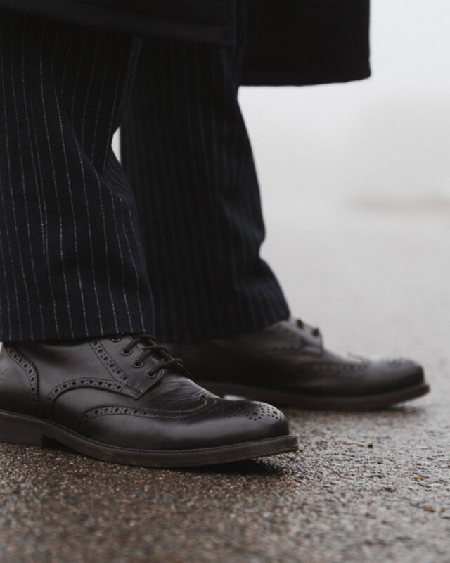 Handbemalte Thomas-Schuhe Schwarz