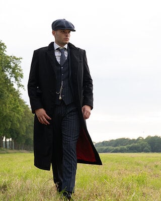 1920’s Overcoat Long Black/Red