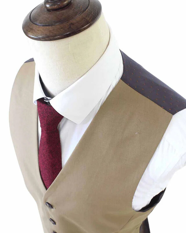 Men's tailored suit | 3-piece suit | Classic Khaki | worsted wool | Lightweight & breathable