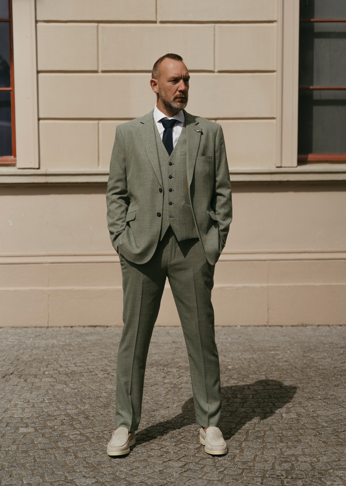 Cavani Limehouse Sage | Suit for men | 3-piece suit | Sage green | Aberama Gold
