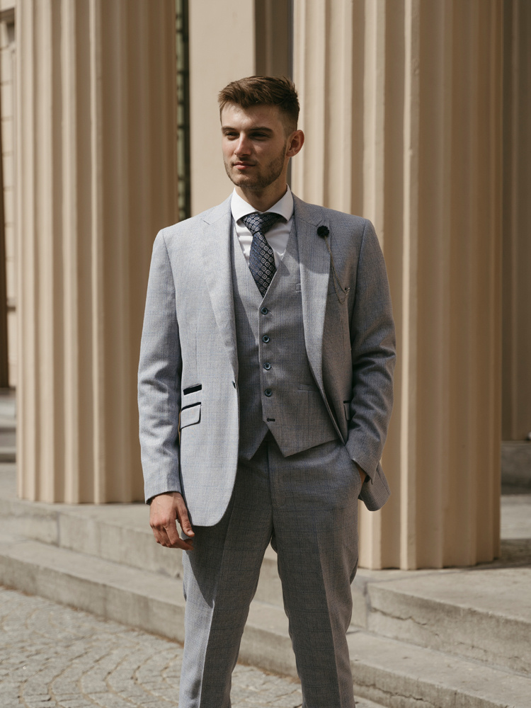 Cavani Caridi Sky Blue | Traje de 3 piezas | Azul cielo | Johnny Dogs | Peaky Blinders