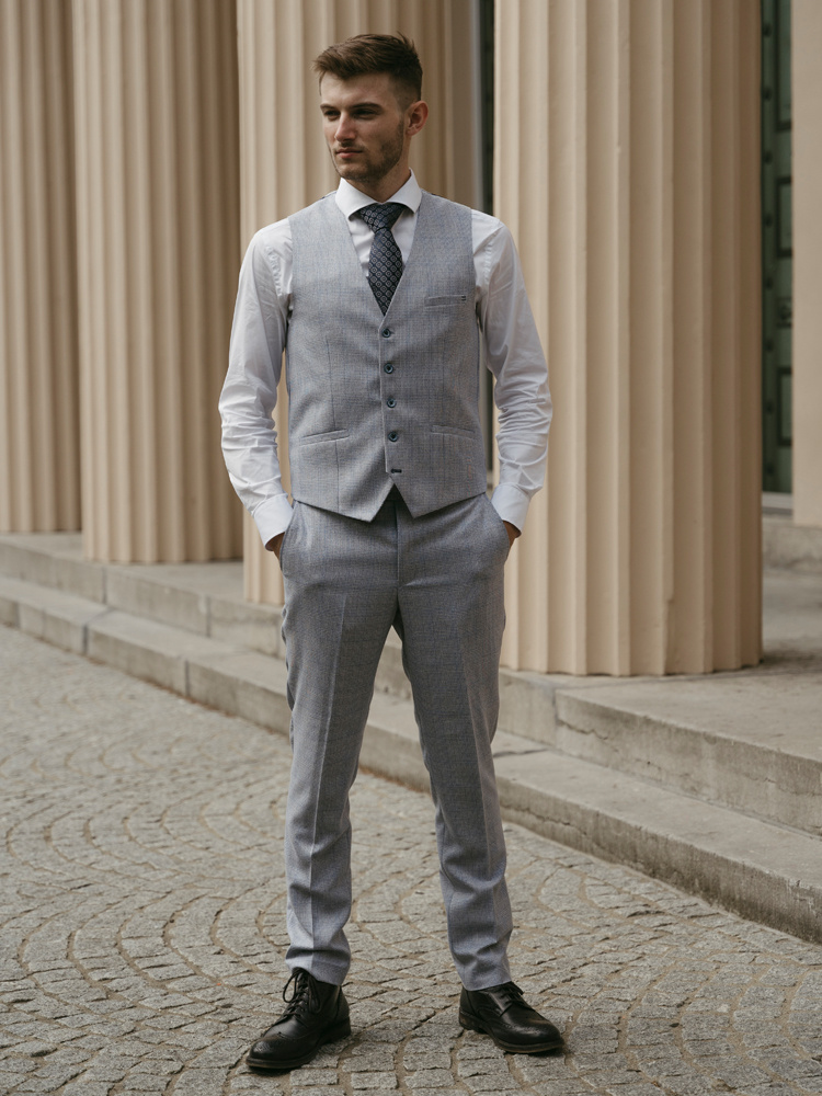 Cavani Graves Sky Blue | 3-teiliger Konfektionsanzug | Himmelblau | Johnny Dogs | Peaky Blinders