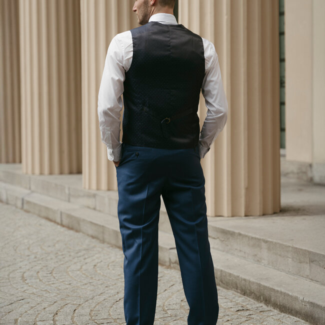 Costume sur mesure pour homme | Costume 3 pièces | Bleu Marine | Laine peignée | Léger et respirant