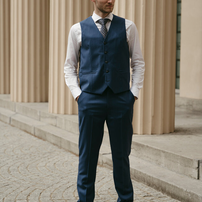 Costume sur mesure pour homme | Costume 3 pièces | Bleu Marine | Laine peignée | Léger et respirant