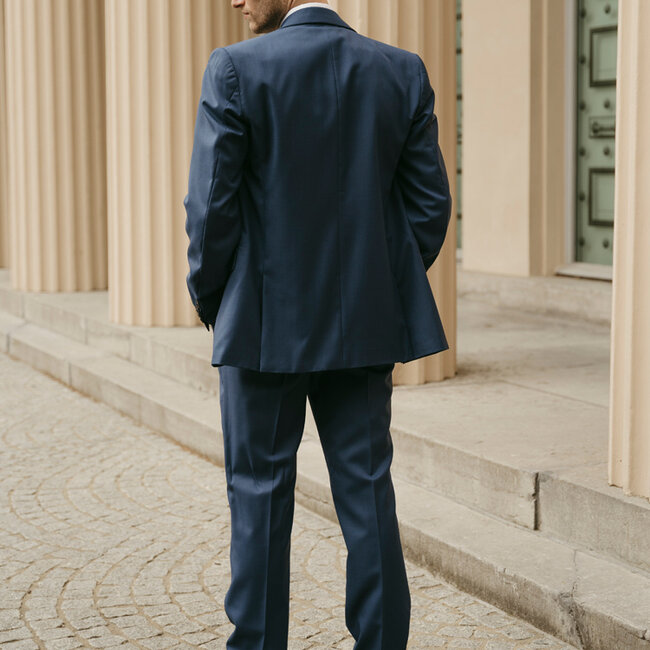 Costume sur mesure pour homme | Costume 3 pièces | Bleu Marine | Laine peignée | Léger et respirant