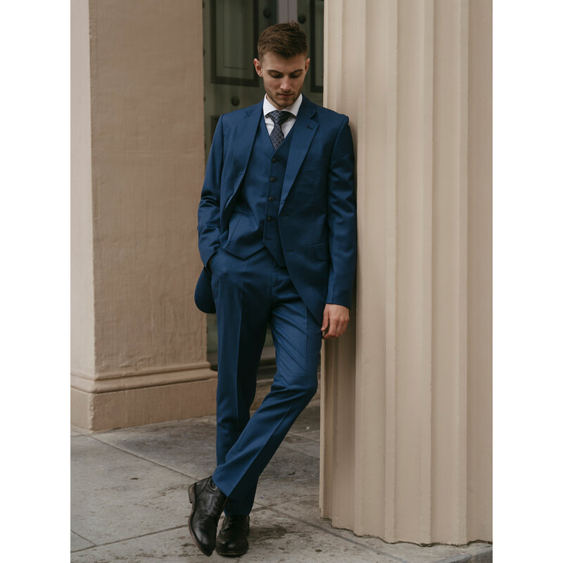 Costume sur mesure pour homme | Costume 3 pièces | Bleu Marine | Laine peignée | Léger et respirant
