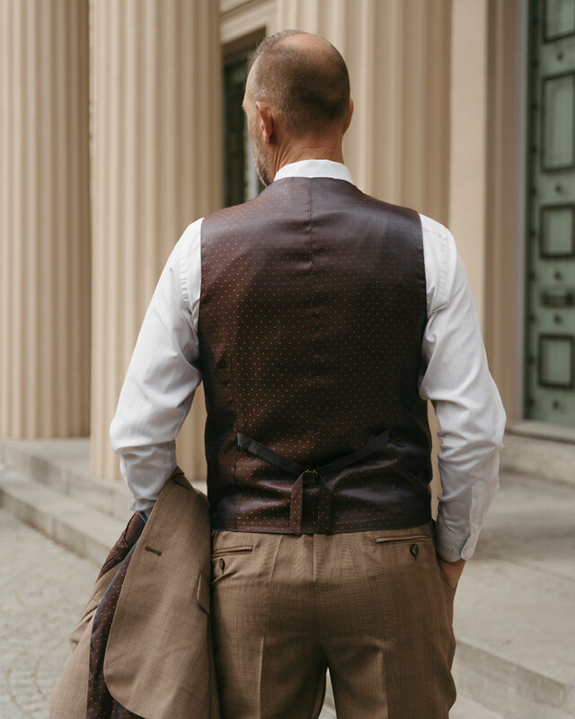 Traje sastre hombre | Traje 3 piezas | Marrón claro | Lana estambre | Ligero y transpirable