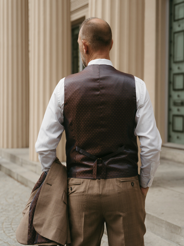 Traje sastre hombre | Traje 3 piezas | Marrón claro | Lana estambre | Ligero y transpirable
