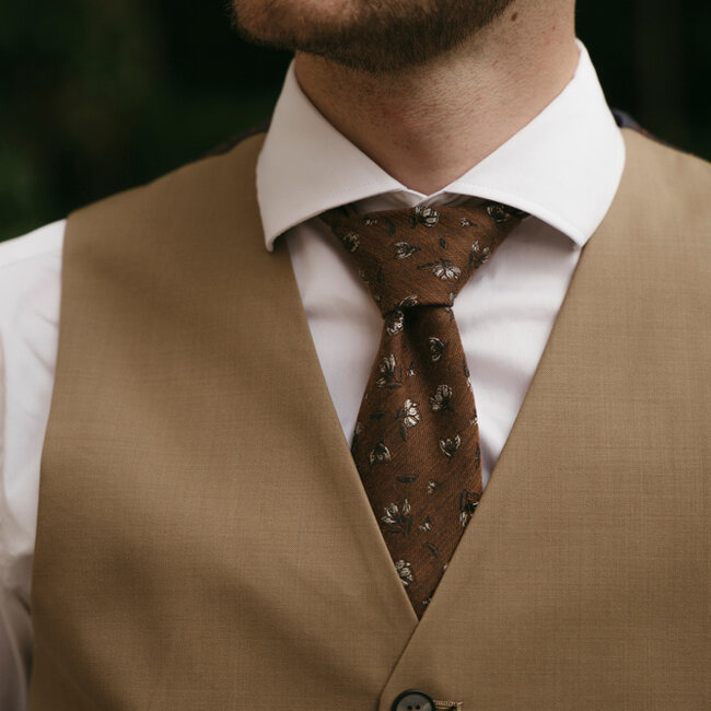 Men's tailored suit | 3-piece suit | Classic Khaki | worsted wool | Lightweight & breathable