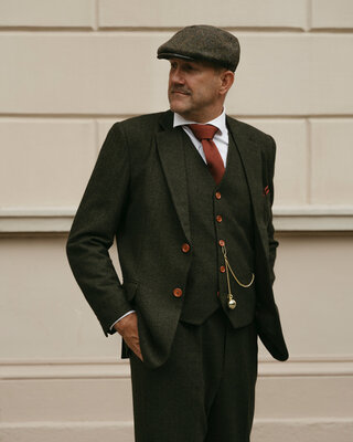 Men's tailored suit | 3-piece suit | green herringbone | thomas shelby | peaky blinders