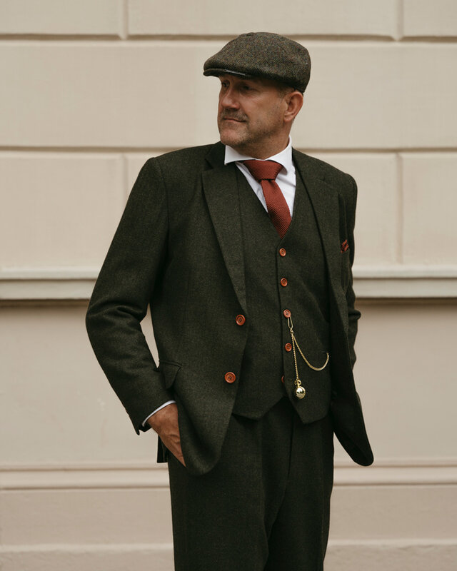 Men's tailored suit | 3-piece suit | green herringbone | thomas shelby | peaky blinders