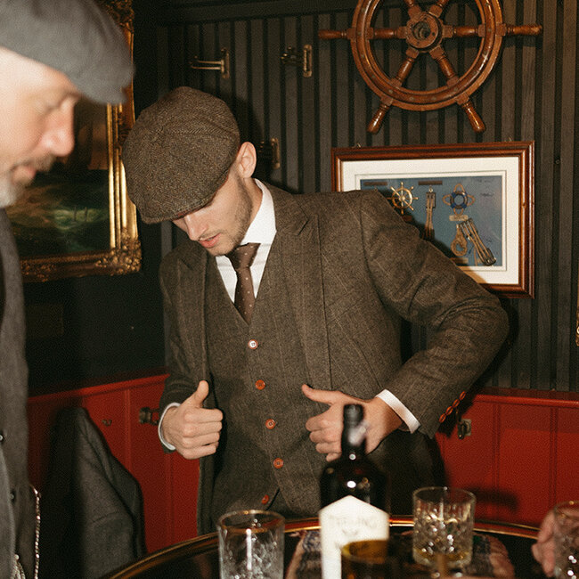 Traje sastre hombre | Traje 3 piezas | Espiga verde | Finn Shelby | Peaky Blinders