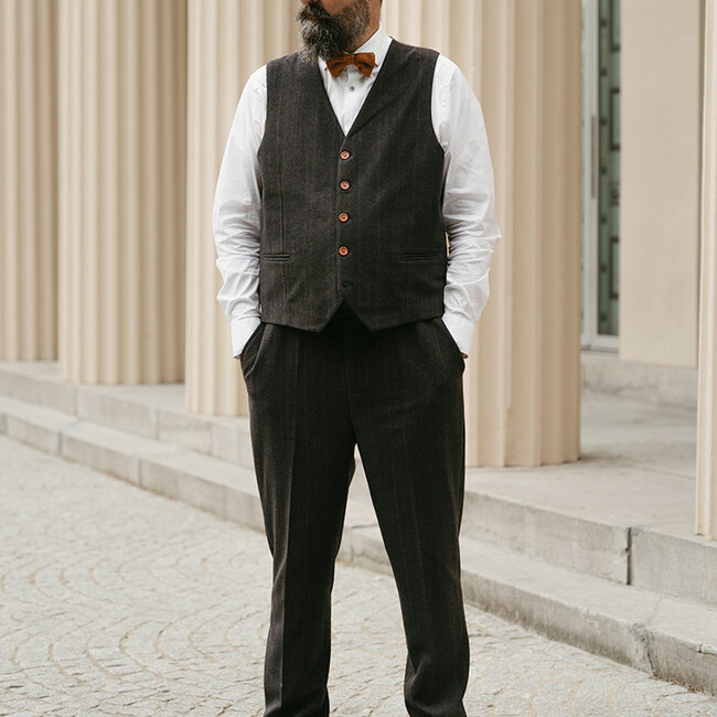 Men's tailored suit | 3-piece suit | black herringbone | Alfie Solomons | Peaky Blinders