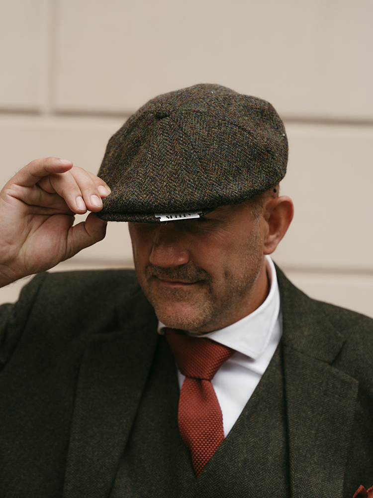Arran Pet | Harris Tweed | 8-panelen | Bosgroen | Peaky Blinders