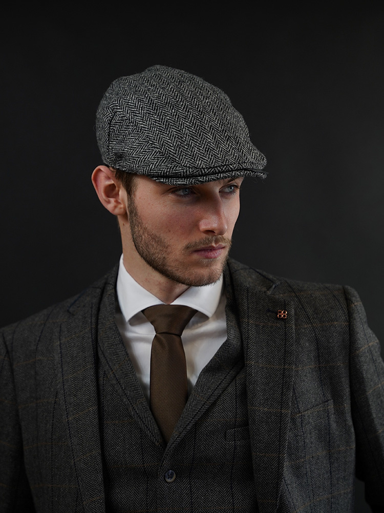 Heather Heather Highland Cap | Harris Tweed | Classic Flat Cap | Grey