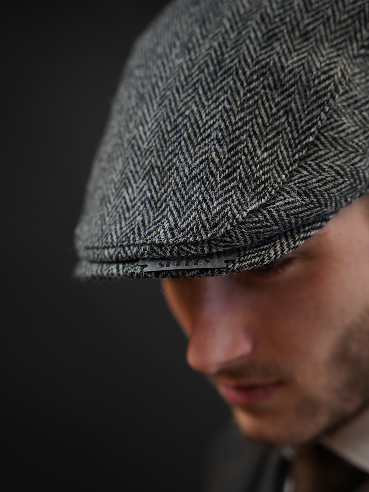 Heather Heather Gorra Highland | Harris Tweed | Gorra plana clásica | Gris