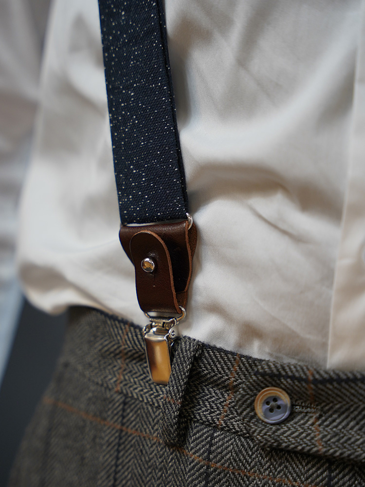 Sir Redman Hosenträger und Fliege Kombi-Paket | Blau/weiß gesprenkelt | Traditionelle Hosenträger für Männer