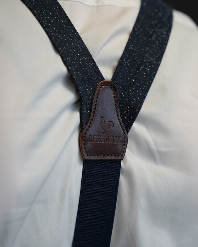 Sir Redman Paquete combinado de tirantes y pajarita | Azul/blanco moteado | Tirantes tradicionales para hombre