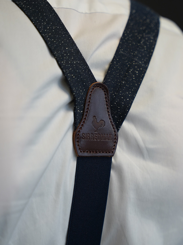 Sir Redman Hosenträger und Fliege Kombi-Paket | Blau/weiß gesprenkelt | Traditionelle Hosenträger für Männer