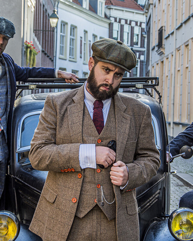 Herren Maßanzug | 3-teiliger Anzug | brauner Fischgrätenanzug | Danny Whizz-Bang | Peaky Blinders