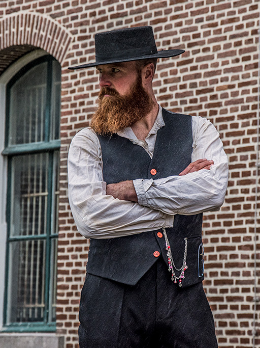 Men's tailored suit | 3-piece suit | black tweed | Alfie Solomons | Peaky Blinders