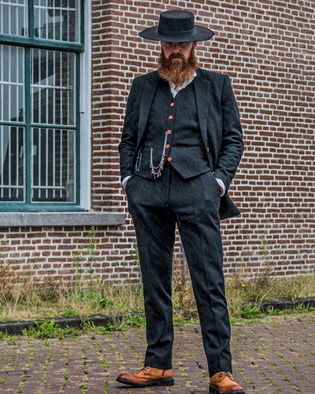 Men's tailored suit | 3-piece suit | black tweed | Alfie Solomons | Peaky Blinders