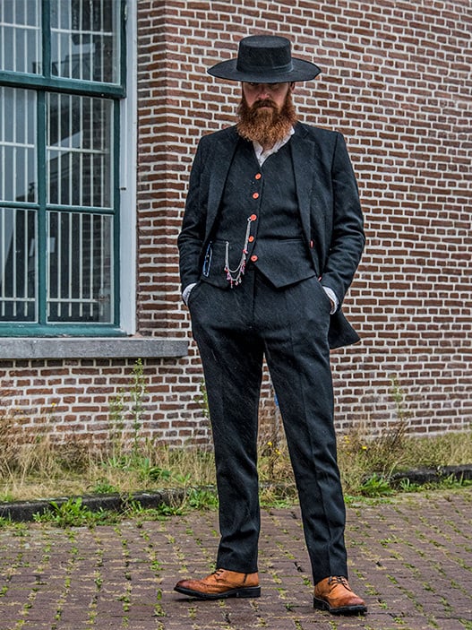 Men's tailored suit | 3-piece suit | black tweed | Alfie Solomons | Peaky Blinders