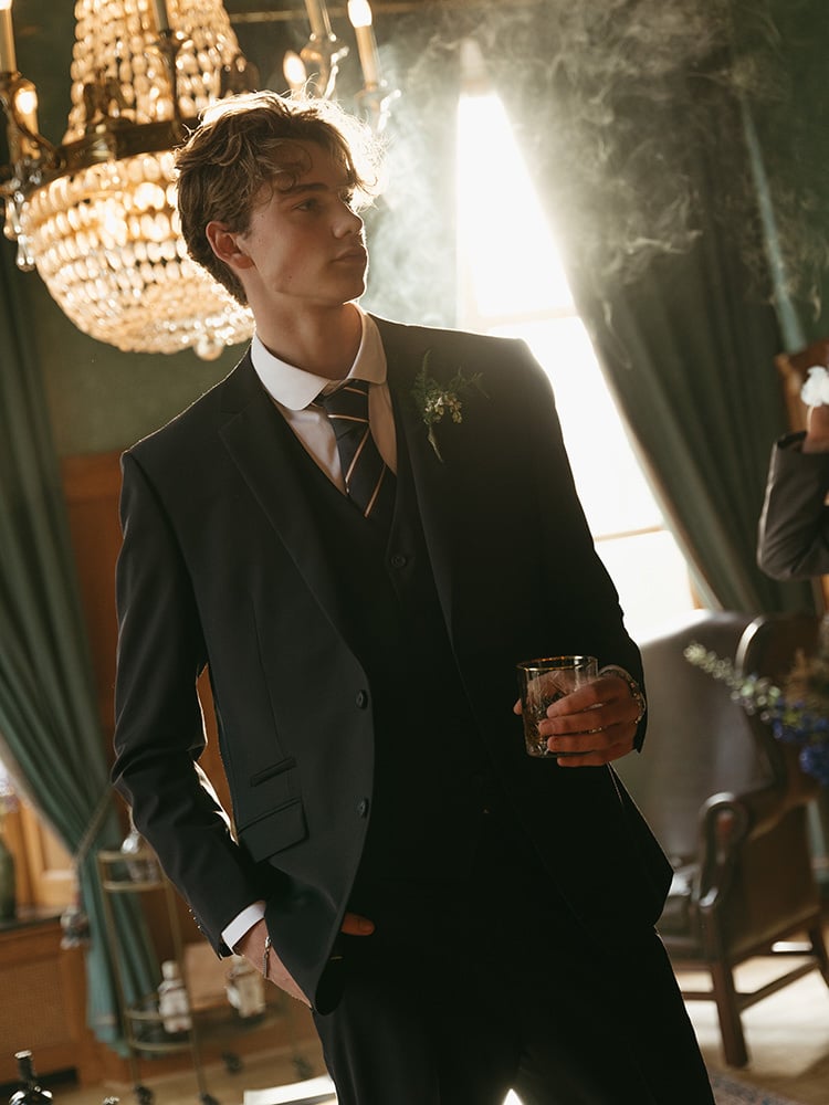 Cavani Mayfair Midnight | Traje para hombre | Traje de 3 piezas | Azul medianoche | Thomas Shelby