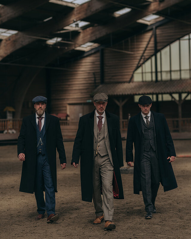 The Bookmaker | 3-piece ready-to-wear suit | Blue herringbone | Red-yellow overcheck