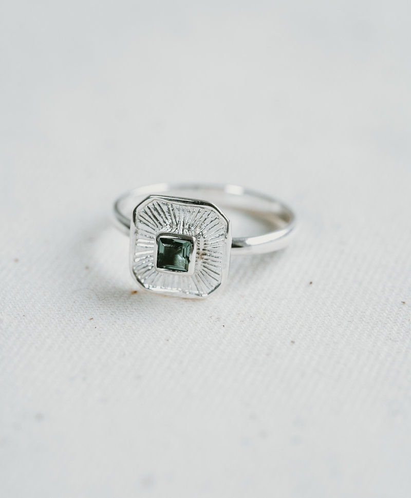 Green Quartz Ring Chak, Silver