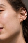 Einzelner Vergoldeter Minimalistischer Earcuff Gumption