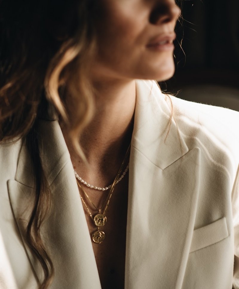 Perlenkette mit vergoldetem Verschluss Benya