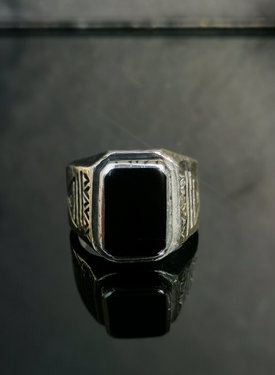 Zilveren Heren Ring Met Zwarte Steen Tian