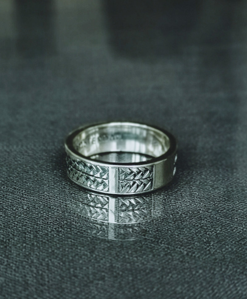 Zilveren Heren Ring Met Gevlochten Band Angus