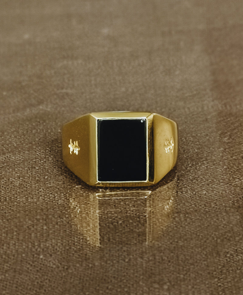 Gold Plated Men's Signet Ring With Onyx Adofo