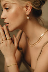 Vergoldete Dreh-Halskette mit Perlen Chiyo