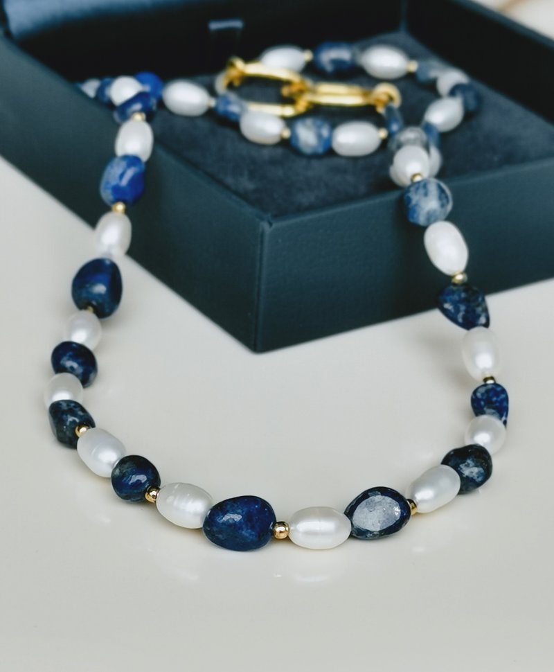 Gold Plated Lapis Lazuli & Parel Ketting Aiko